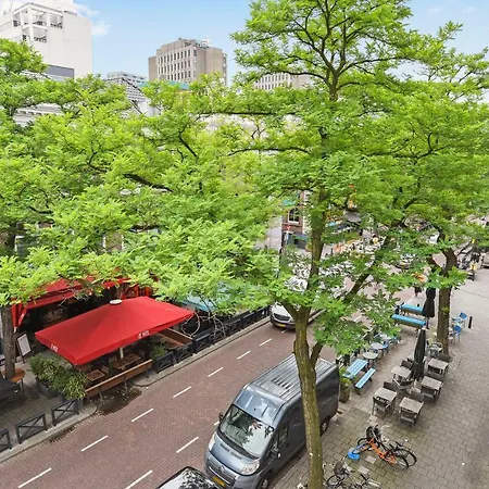 Apartment Museum District With Bars And Restaurants